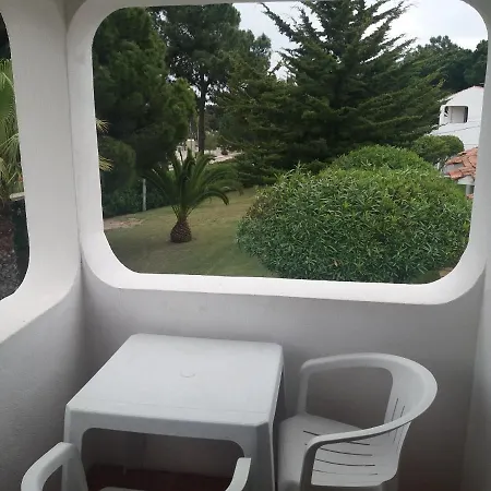 Aldeia Da Falesia Apartmán *