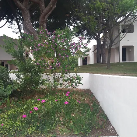 Aldeia Da Falesia