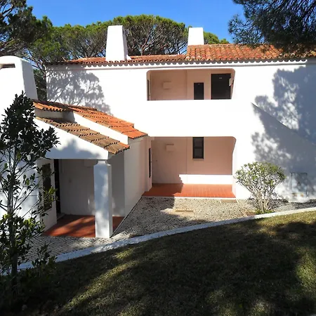Aldeia Da Falesia *