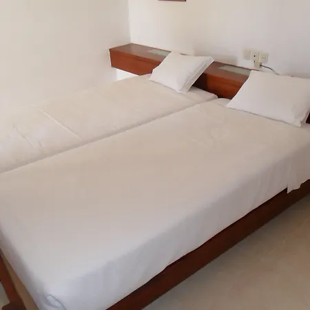 阿尔德亚达法尔西亚酒店