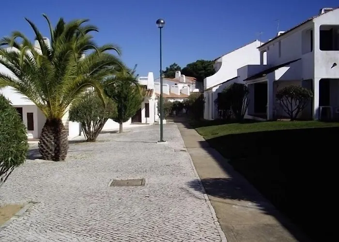 Aldeia Da Falesia
