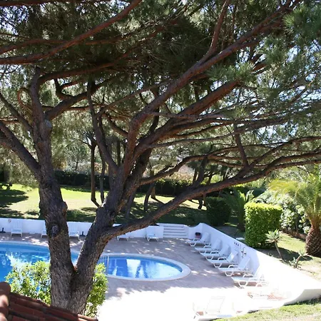 Aldeia Da Falesia